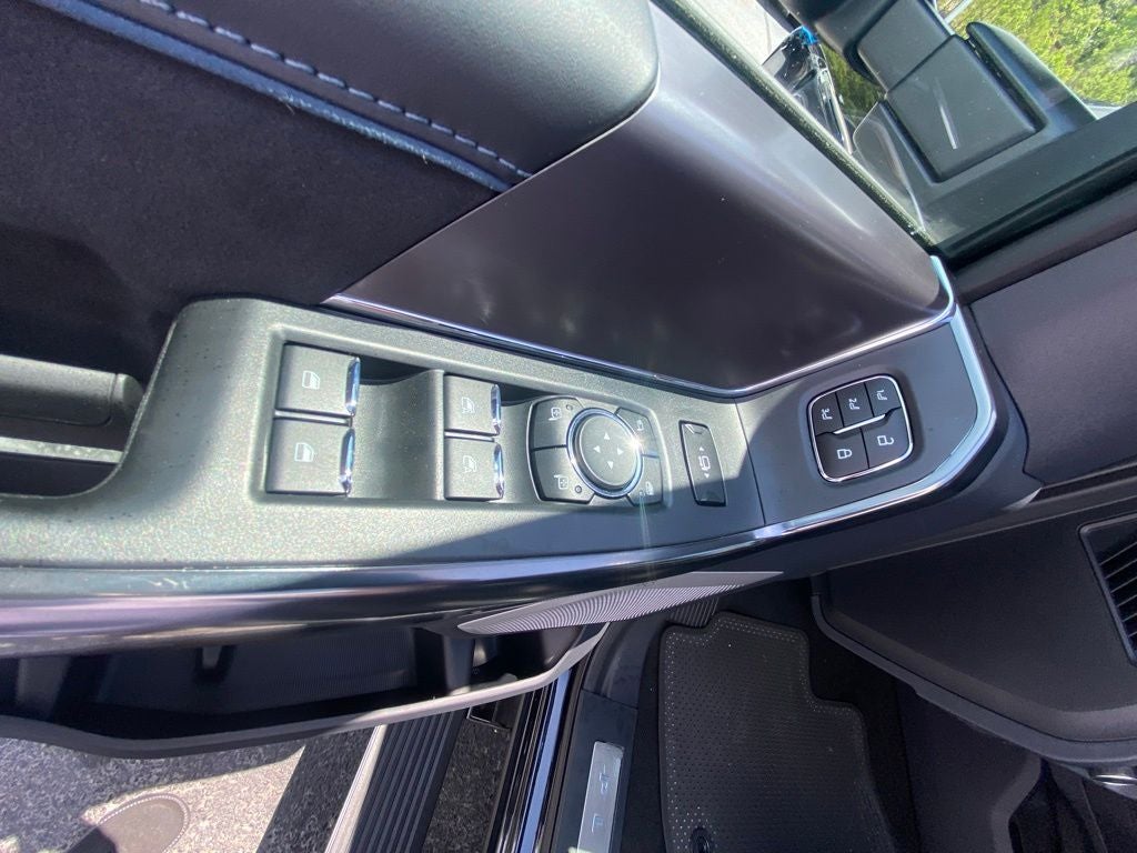 2026 Ford F-350SD Platinum DRW