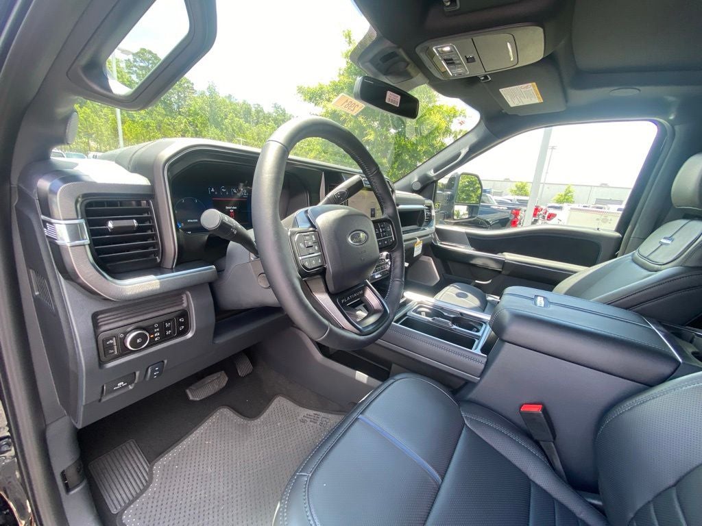 2026 Ford F-350SD Platinum DRW