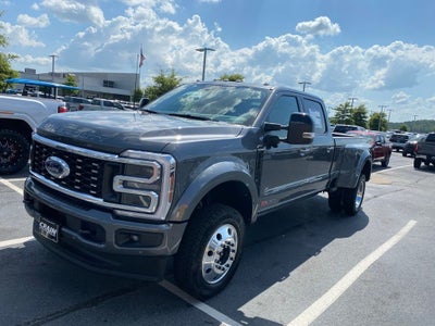2026 Ford F-450SD Platinum