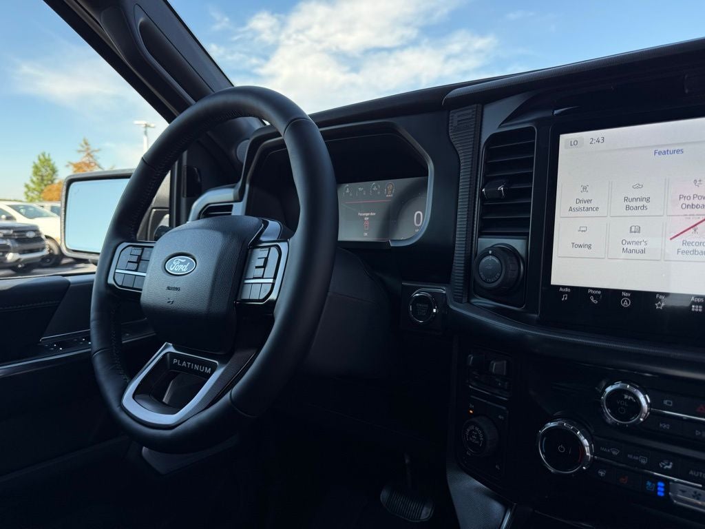 2025 Ford F-150 Platinum