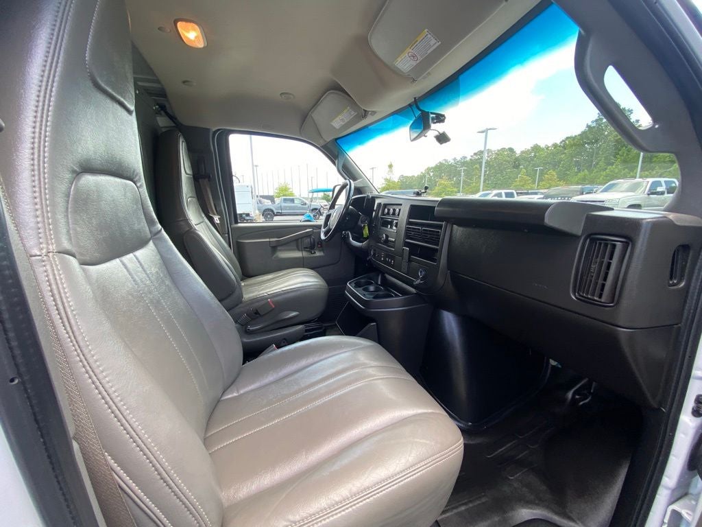 2022 Chevrolet Express 2500 Work Van Cargo