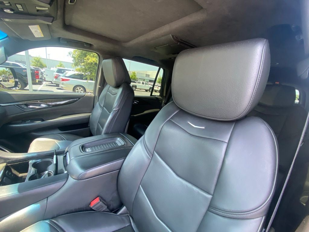 2019 Cadillac Escalade Platinum Edition