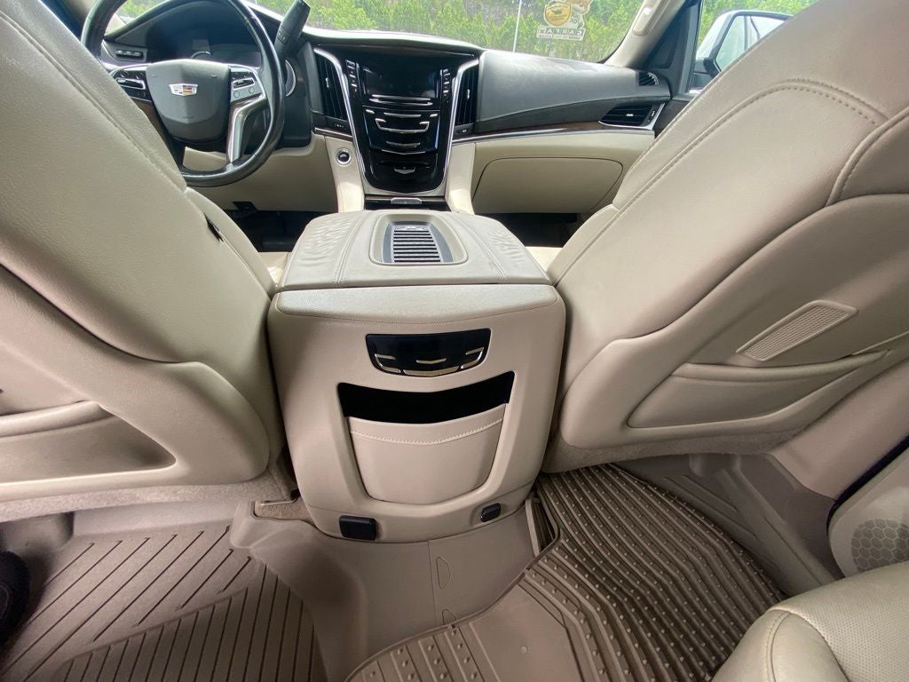 2018 Cadillac Escalade ESV Luxury