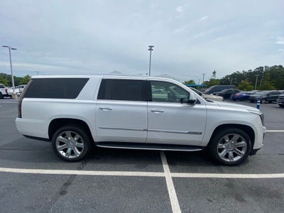 2018 Cadillac Escalade ESV Luxury