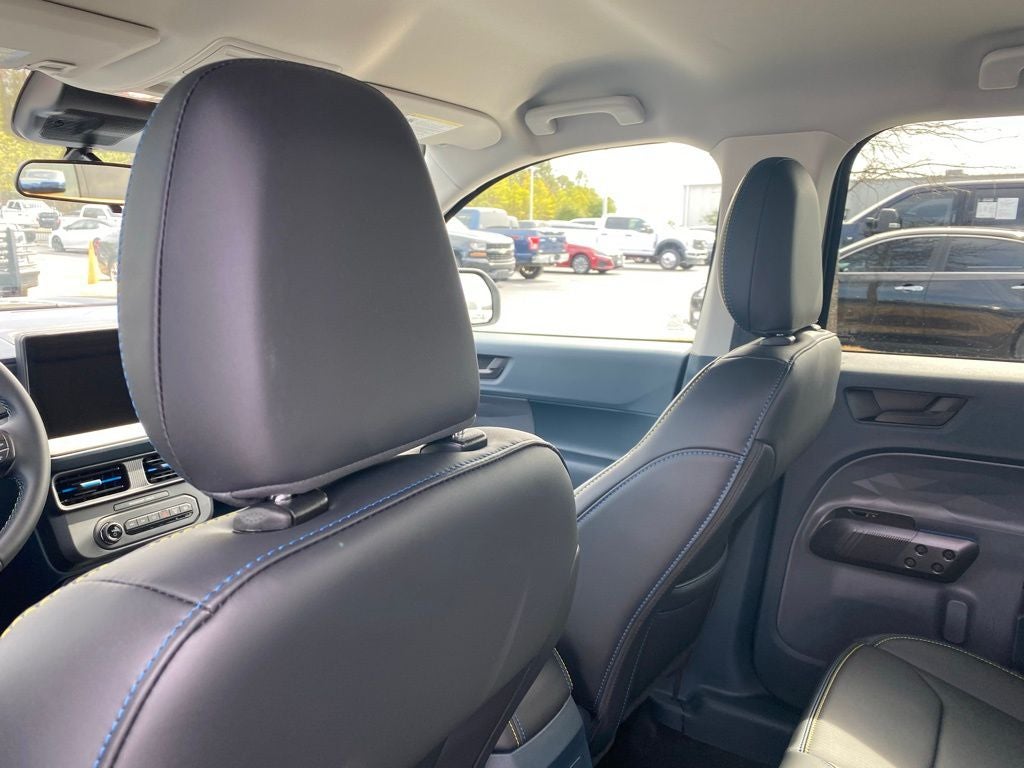 2026 Ford Maverick Lobo Standard