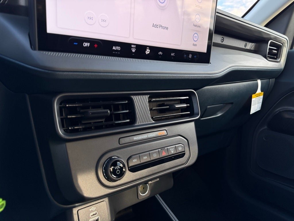 2025 Ford Maverick XL