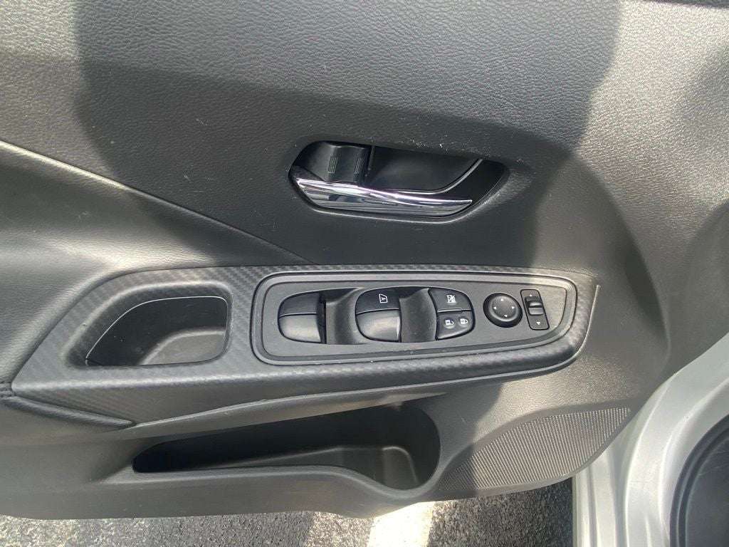 2020 Nissan Versa 1.6 SV