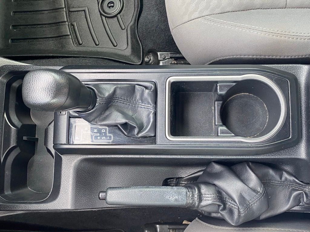 2020 Toyota Tacoma SR