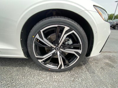 2024 Volvo S60 B5 Plus Dark Theme