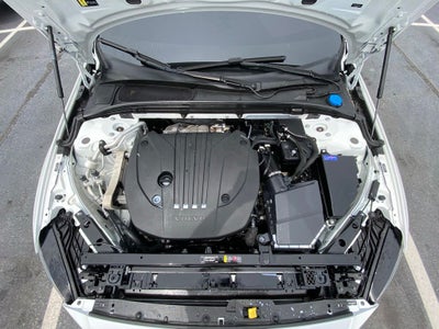2024 Volvo S60 B5 Plus Dark Theme