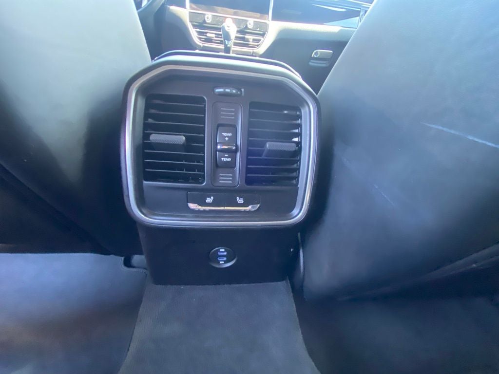 2022 Porsche Macan S