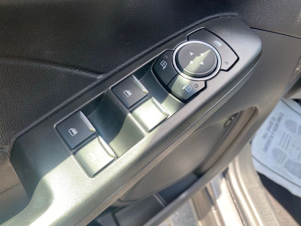 2021 Ford Escape Hybrid Titanium