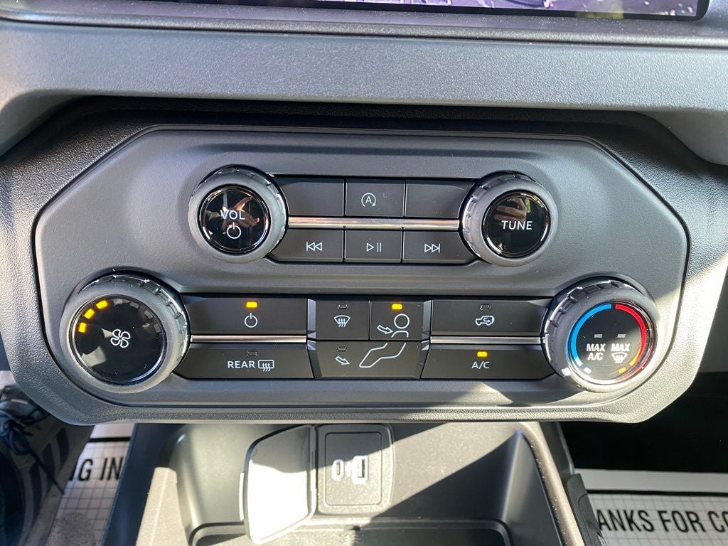 2025 Ford Bronco Base