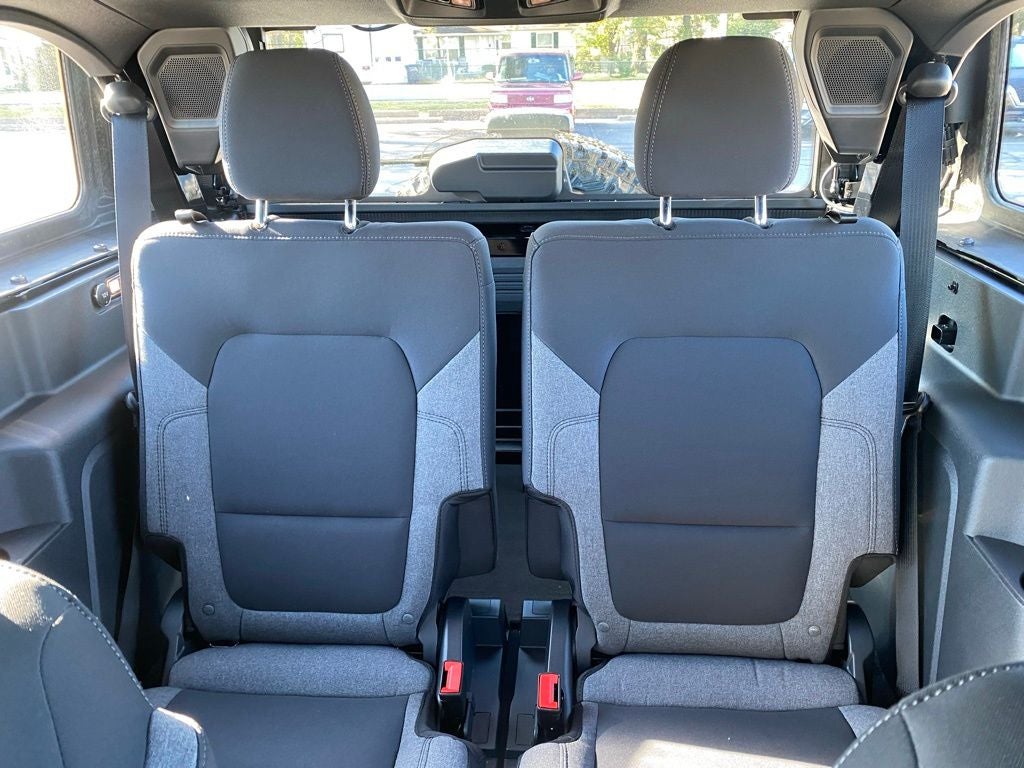 2025 Ford Bronco Base