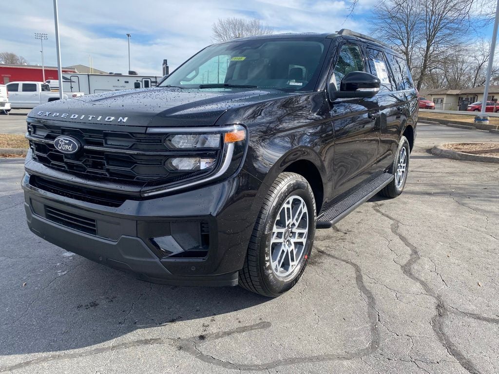 2026 Ford Expedition Active