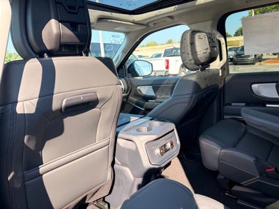 2027 Ford Expedition Active