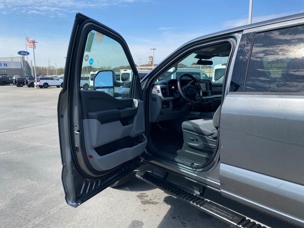 2026 Ford F-350SD XLT DRW