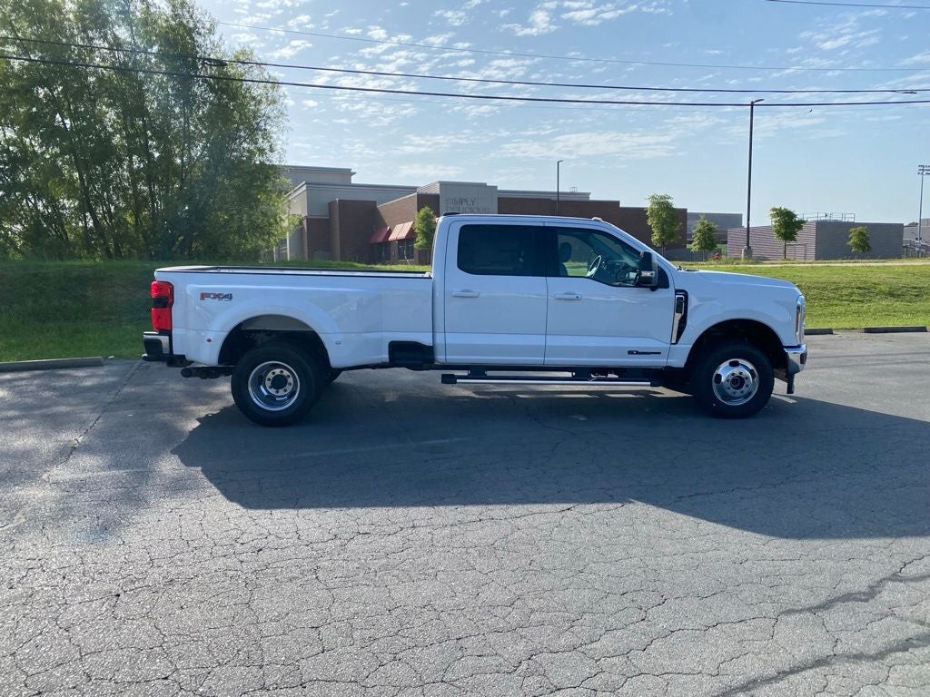 2026 Ford F-350SD Lariat DRW