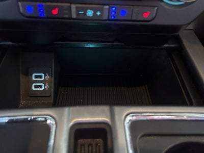 2018 Ford F-150 Platinum - CLEAN CARFAX