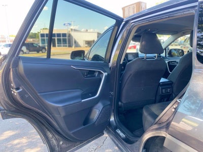 2022 Toyota RAV4 LE - AWD - FORD BLUE CERTIFED