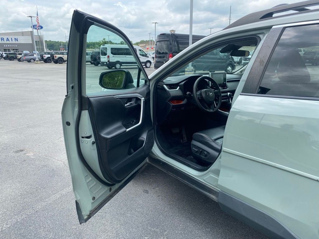 2019 Toyota RAV4 Adventure