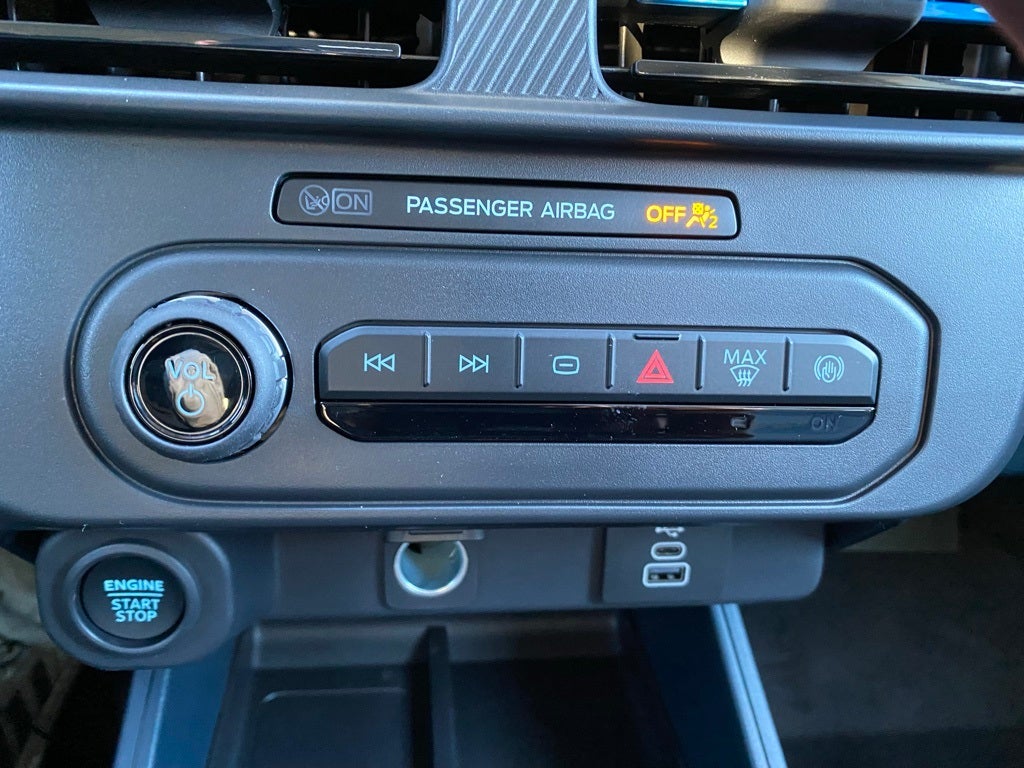 2026 Ford Maverick Lobo Standard