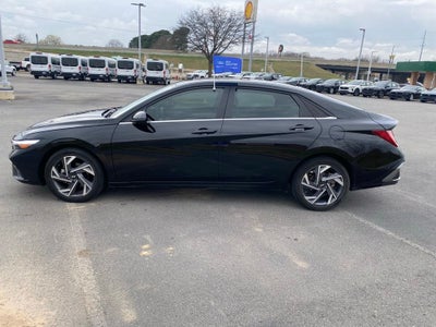 2025 Hyundai Elantra Limited