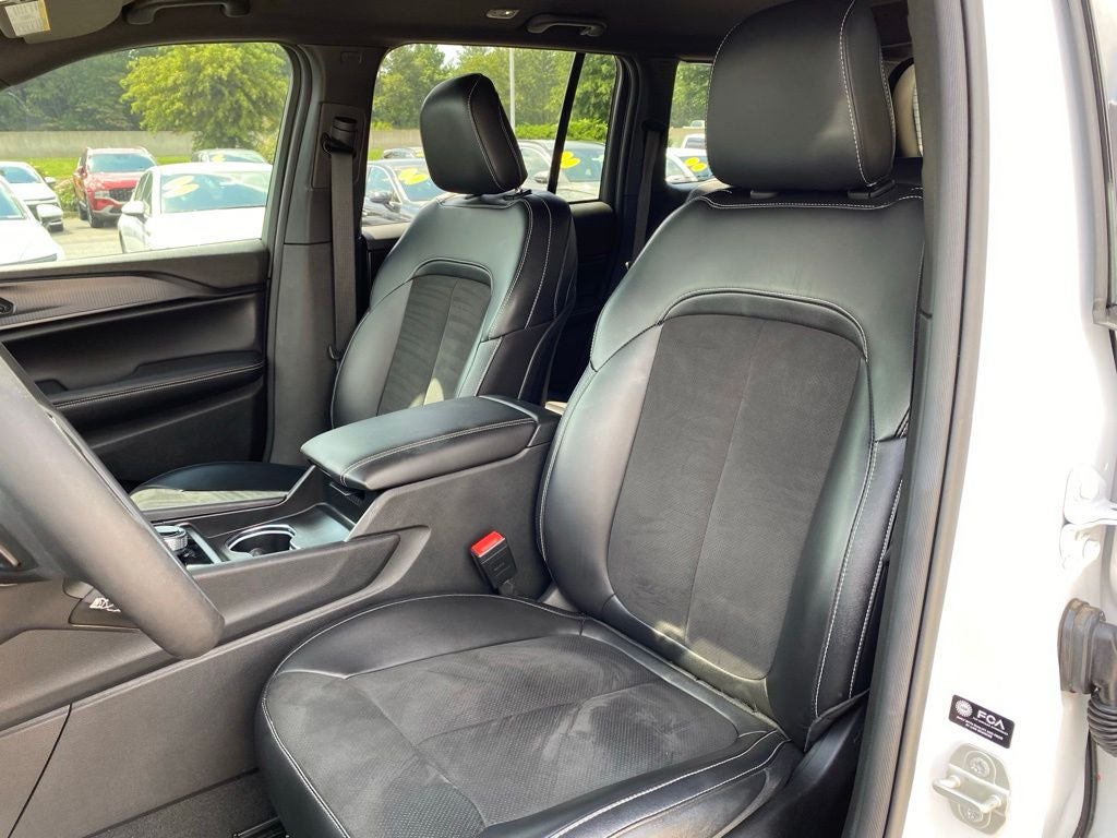 2023 Jeep Grand Cherokee Altitude X