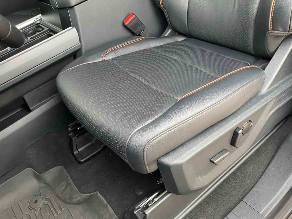 2025 Ford F-250SD Lariat