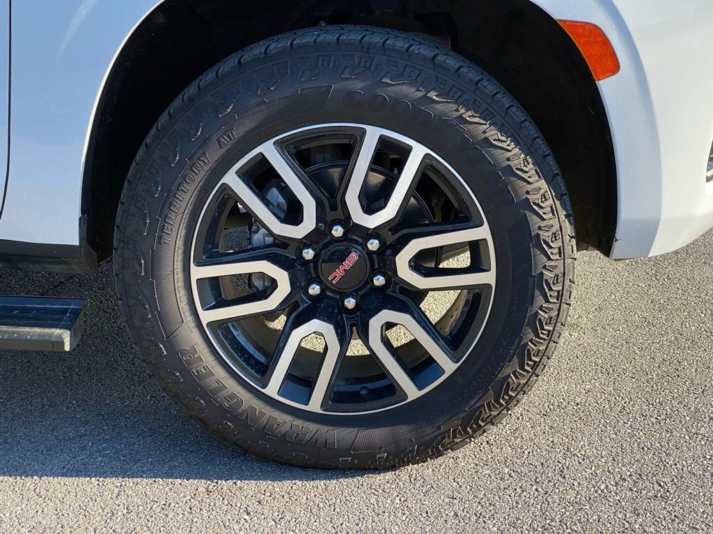 2024 GMC Yukon AT4