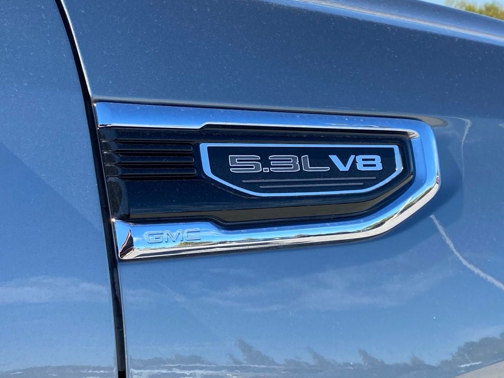 2023 GMC Sierra 1500 SLT BRAND NEW TIRES, LEVELED