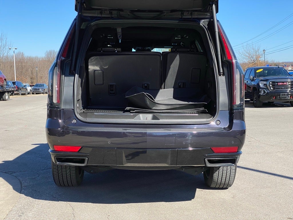 2024 Cadillac Escalade Sport Platinum CONSOLE REFRIGERATOR W/ FREEZER