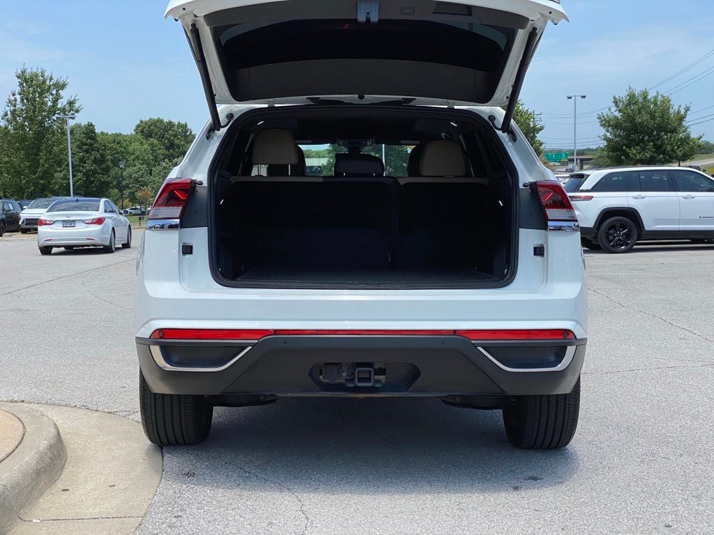 2024 Volkswagen Atlas Cross Sport 2.0T SE w/Technology