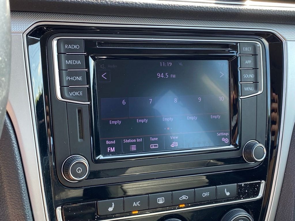 2019 Volkswagen Passat 2.0T Wolfsburg