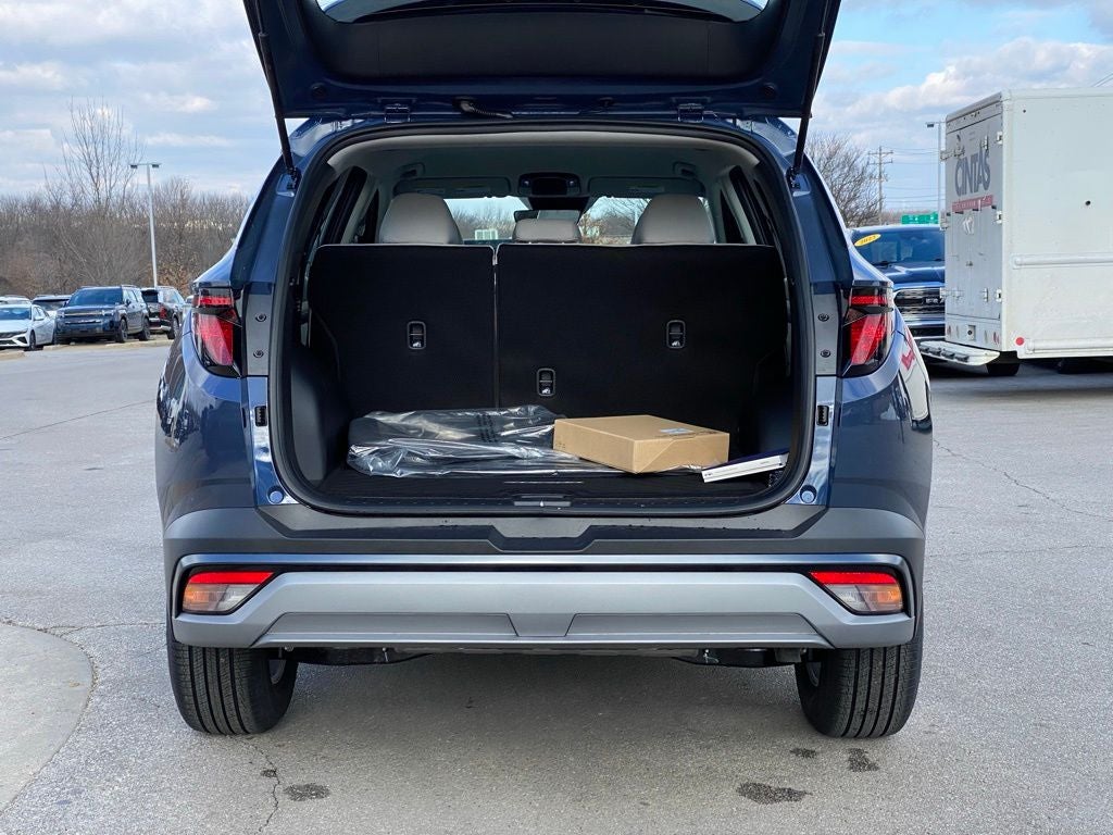 2026 Hyundai Tucson SE FWD