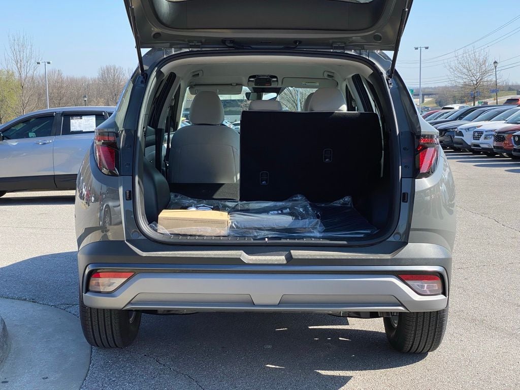 2026 Hyundai Tucson SE FWD