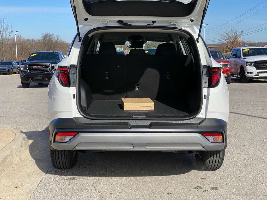 2026 Hyundai Tucson SE FWD