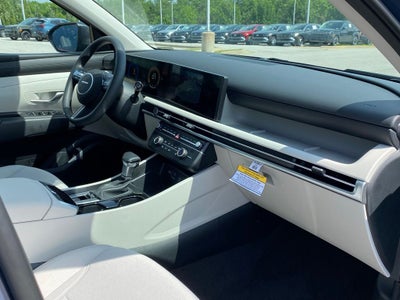 2026 Hyundai Tucson SE FWD