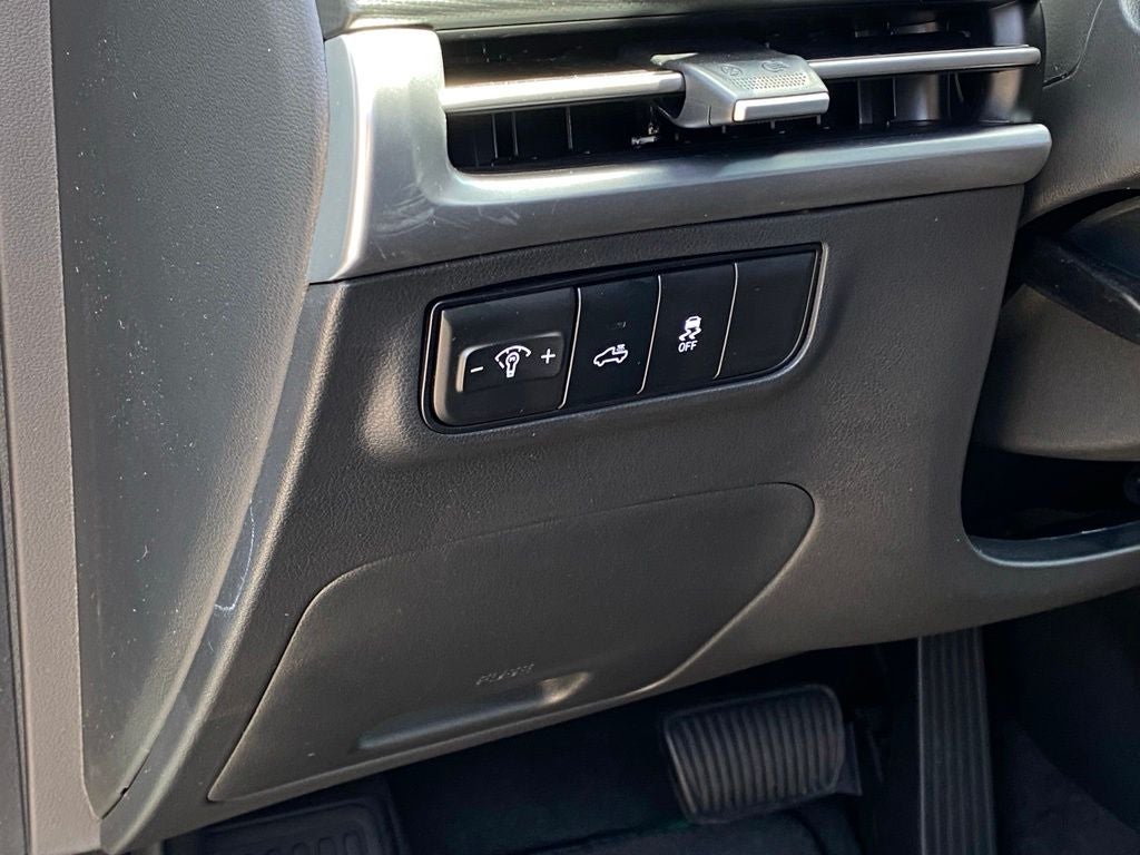 2027 Hyundai Santa Cruz SE FWD