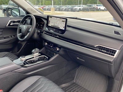 2025 Mitsubishi Outlander SEL