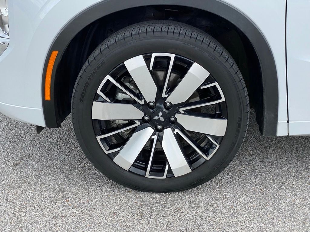 2025 Mitsubishi Outlander SEL