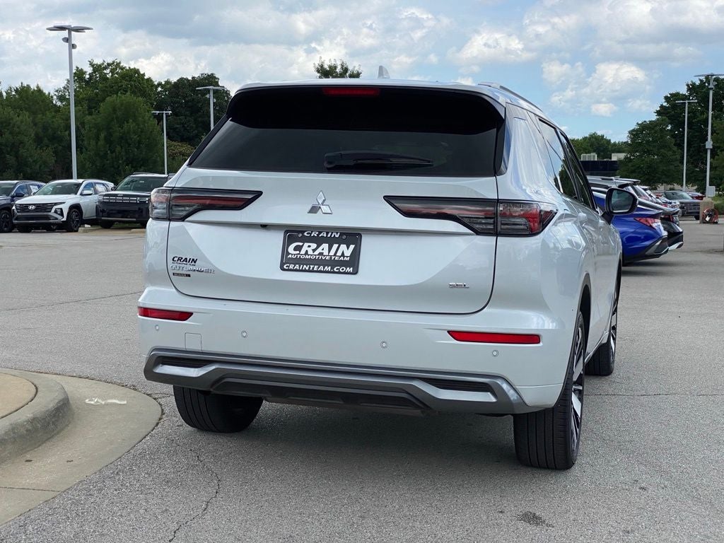 2025 Mitsubishi Outlander SEL