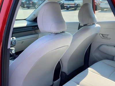 2027 Hyundai Kona SE FWD