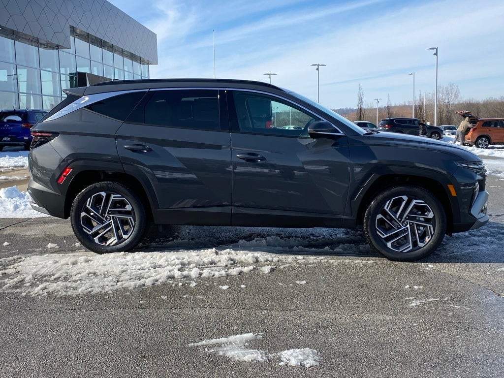 2026 Hyundai Tucson Hybrid Limited