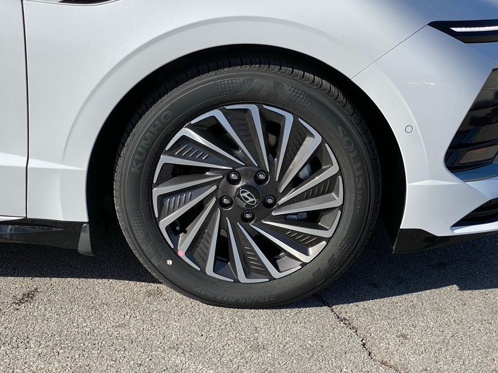 2026 Hyundai Sonata Hybrid Limited