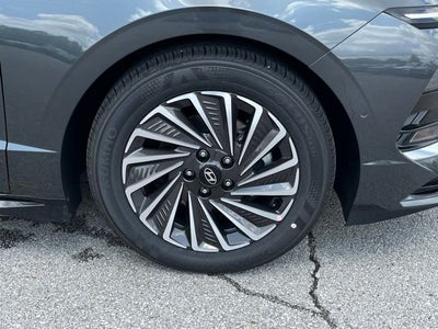 2025 Hyundai Sonata Hybrid Limited