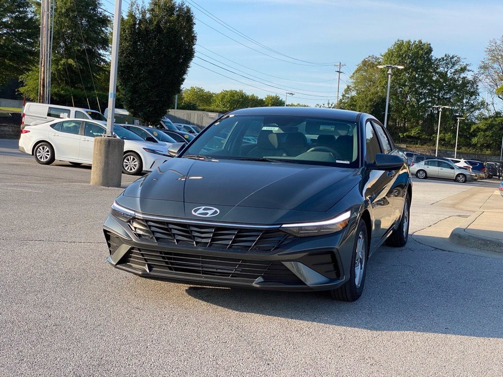 2026 Hyundai Elantra SE
