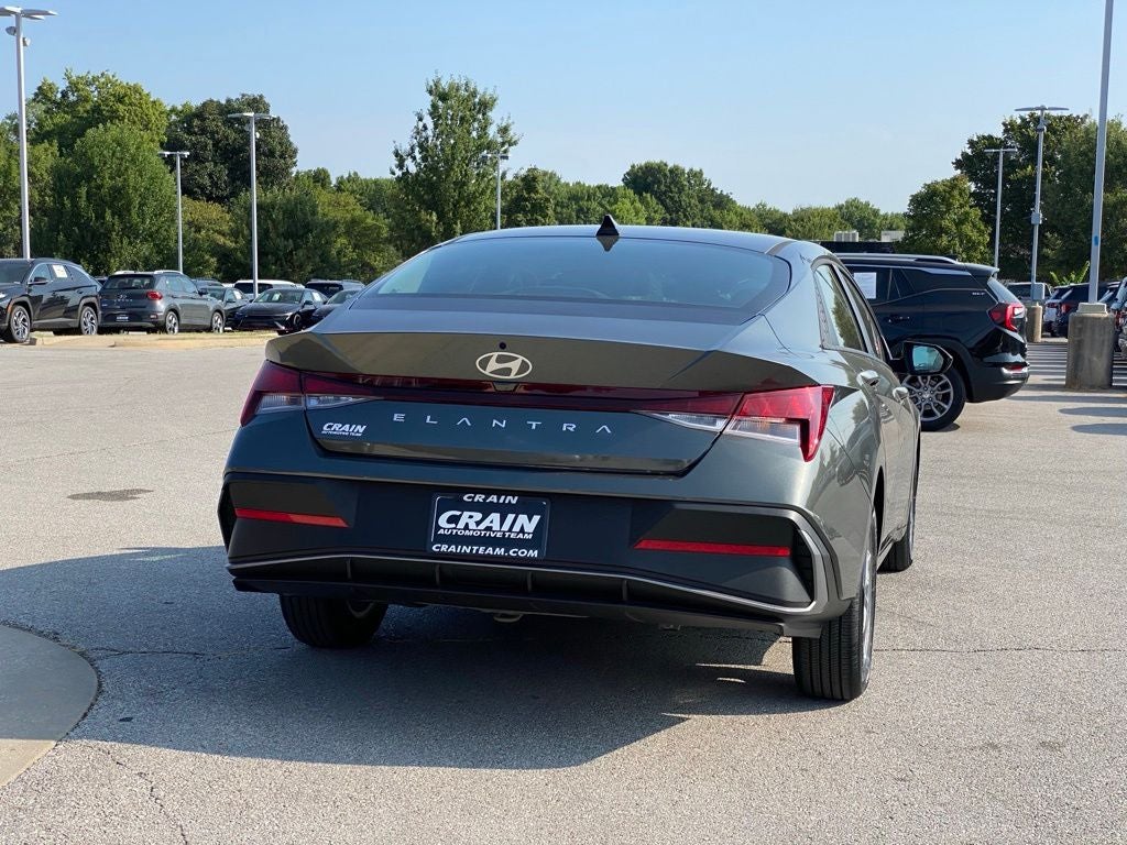 2026 Hyundai Elantra SE