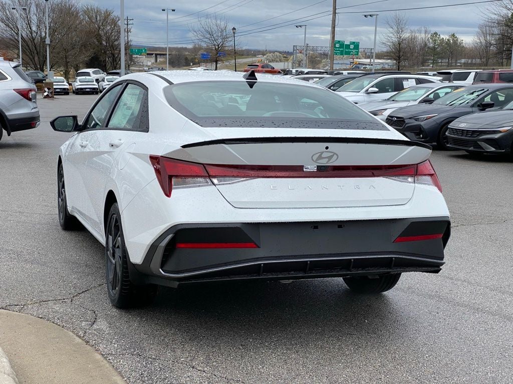 2026 Hyundai Elantra SEL Sport