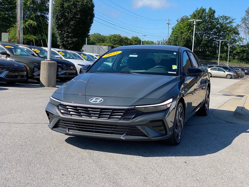 2025 Hyundai Elantra SEL Sport